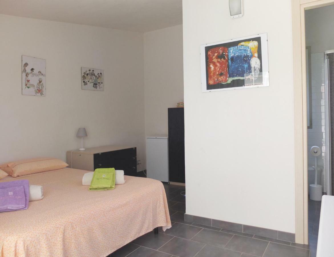 Puntabraccetto Sunset Apartment Santa Croce Camerina Ngoại thất bức ảnh